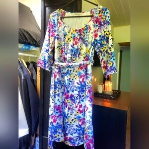 Womens multicolor dress with waist tie. Old navy size small euc!